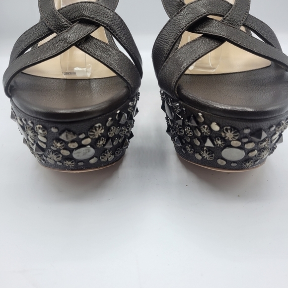 NWOB BCBGMAXAZRIA studded heels size 38 - Picture 2 of 16